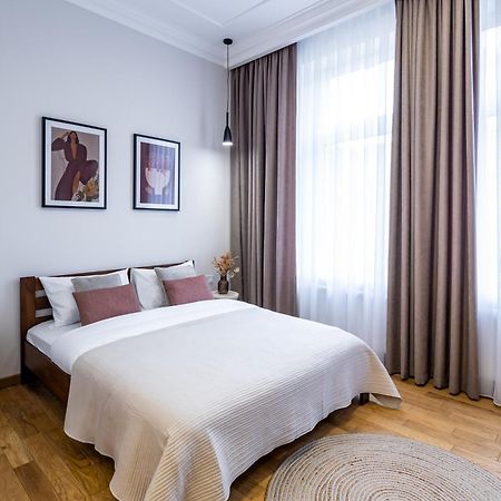 Doroshenka Premium Apartments إلفيف المظهر الخارجي الصورة